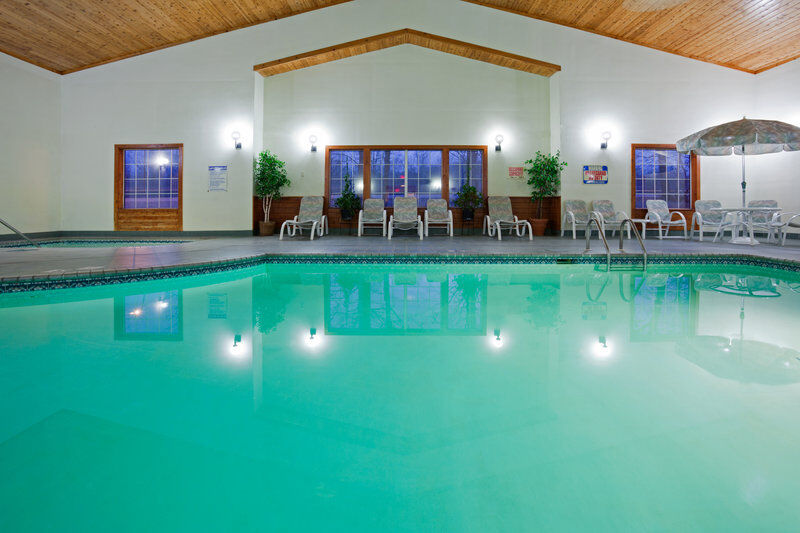 Country & By Radisson, Detroit Lakes, Mn