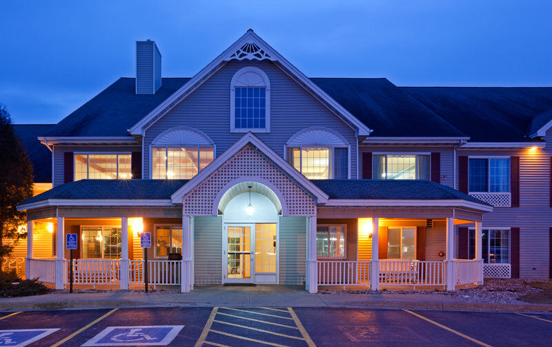 Country & By Radisson, Detroit Lakes, Mn Hotel